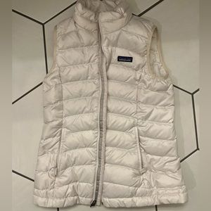 White patagonia vest